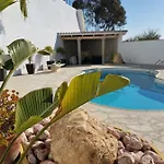 Sellares فيلة